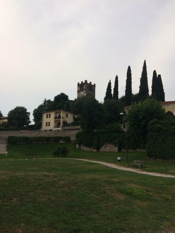 卡斯特努沃德加尔达Locazione Turistica Lea公寓 外观 照片