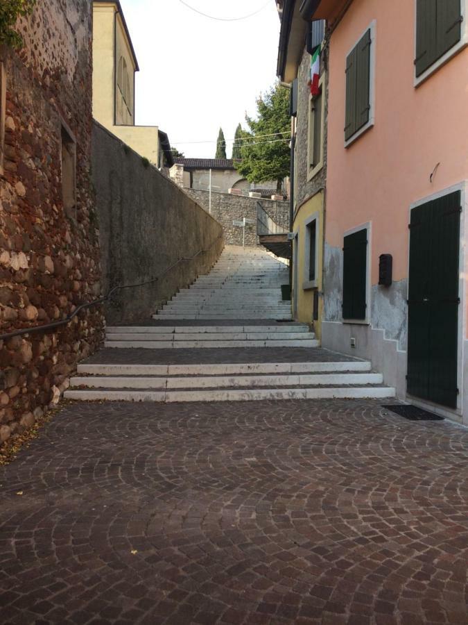卡斯特努沃德加尔达Locazione Turistica Lea公寓 外观 照片